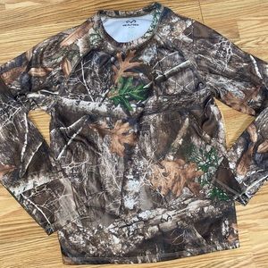 Real Tree Camo Long Sleeve thick and warm shirt